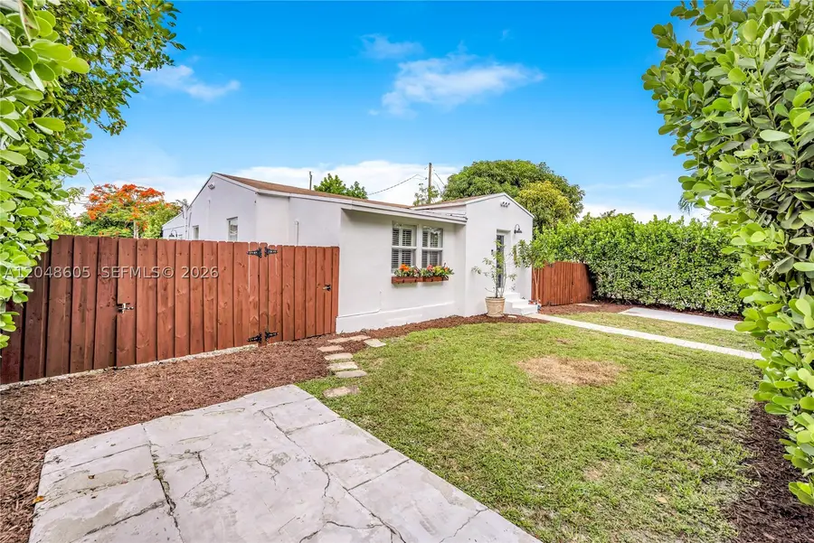 250 NW 40th Ave, Miami, FL 33126 - #2