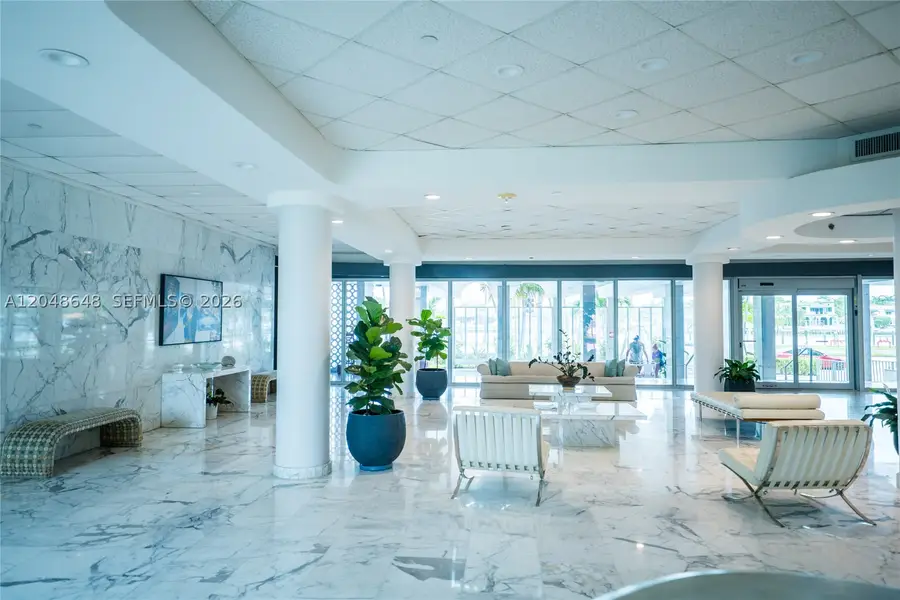 5055 Collins Ave #14H, Miami Beach, FL 33140 - #3