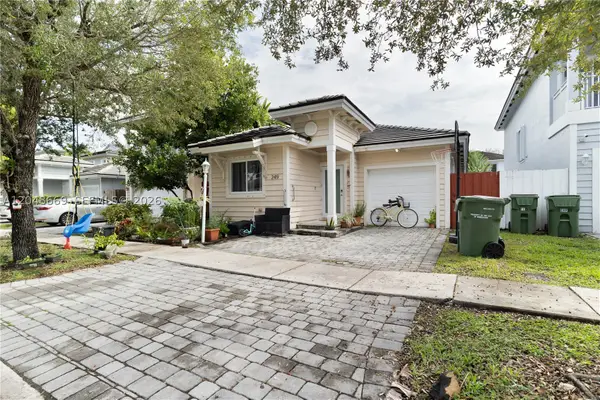 249 SE 32nd Ave, Homestead, FL 33033