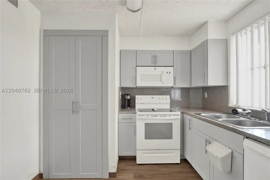 Address Withheld By Seller, Hialeah, FL 33015 - #3