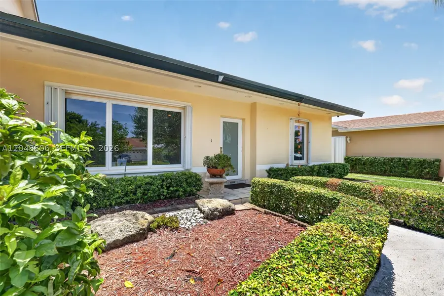 16430 SW 107th Ct, Miami, FL 33157 - #2