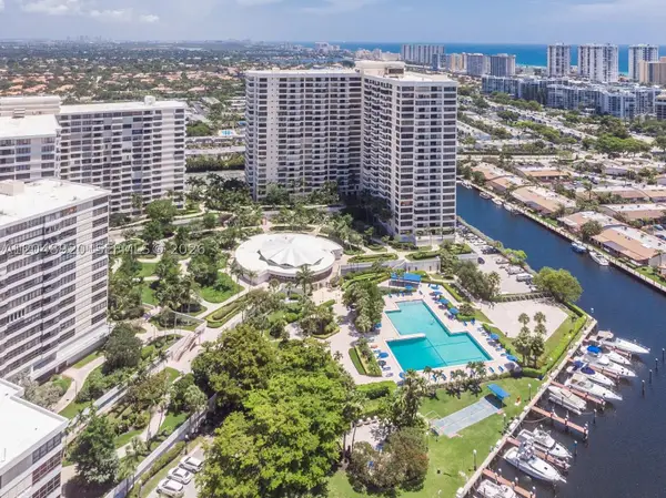 600 Three Islands Blvd #1113, Hallandale Beach, FL 33009
