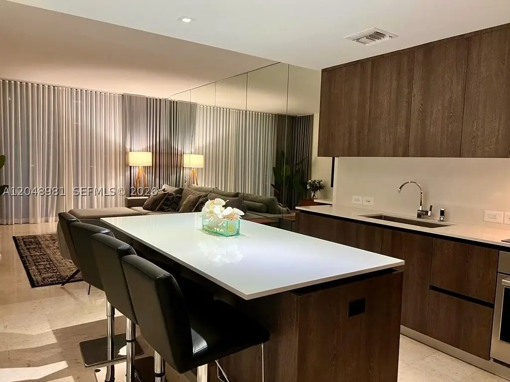 88 SW 7th St #808, Miami, FL 33130 - #1