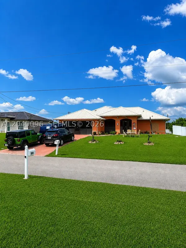 2903 19th St Sw, Lehigh Acres, FL 33976