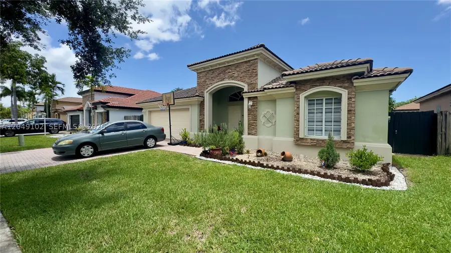 937 NE 35th Ave, Homestead, FL 33033 - #3
