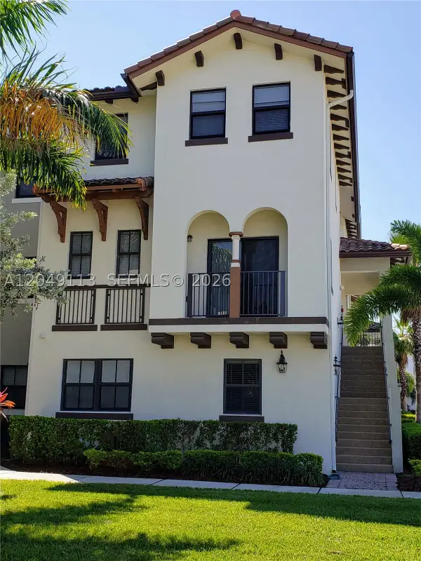 10620 NW 88th St #223, Doral, FL 33178