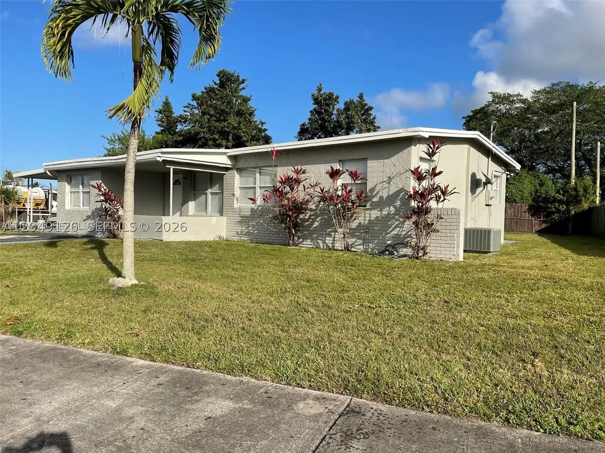 4160 SW 36th St, West Park, FL 33023 - #1