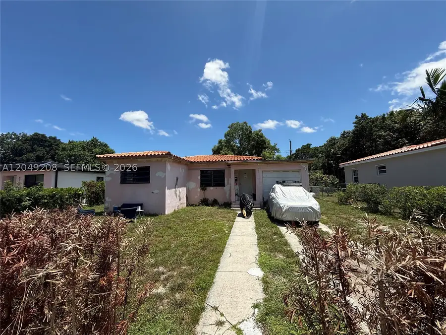 6346 NW 41st St, Virginia Gardens, FL 33166 - #2