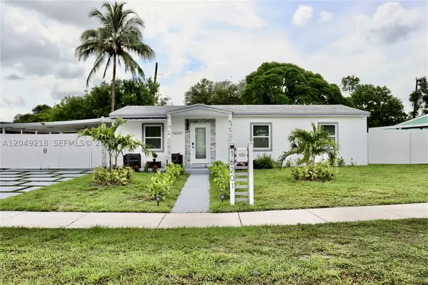 16201 NW 18th Pl, Miami Gardens, FL 33054
