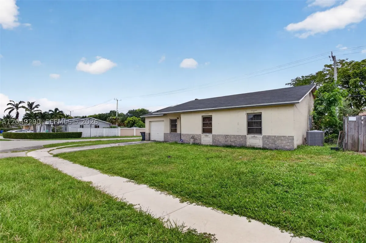 7931 SW 3rd St, North Lauderdale, FL 33068 - #1