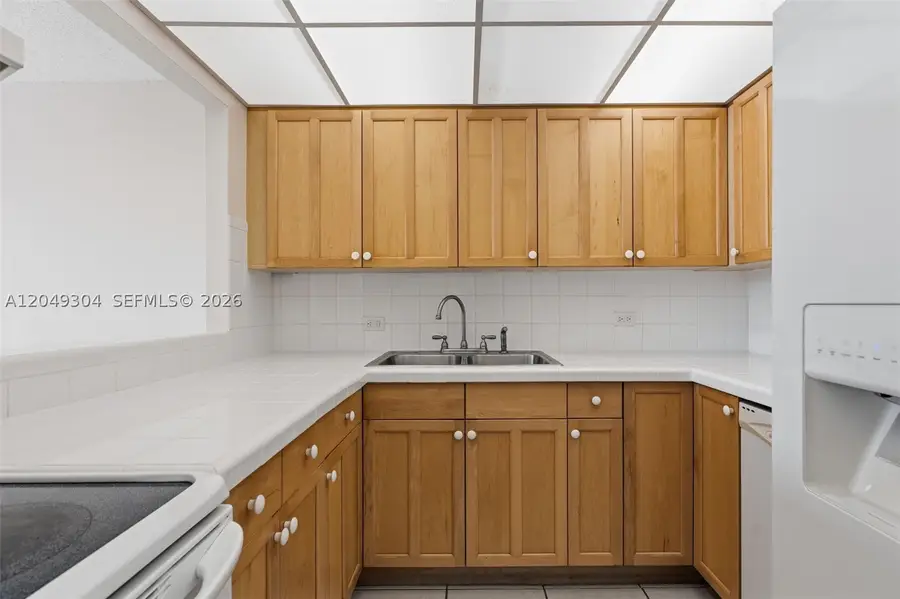10425 SW 112th Ave #302, Miami, FL 33176 - #3