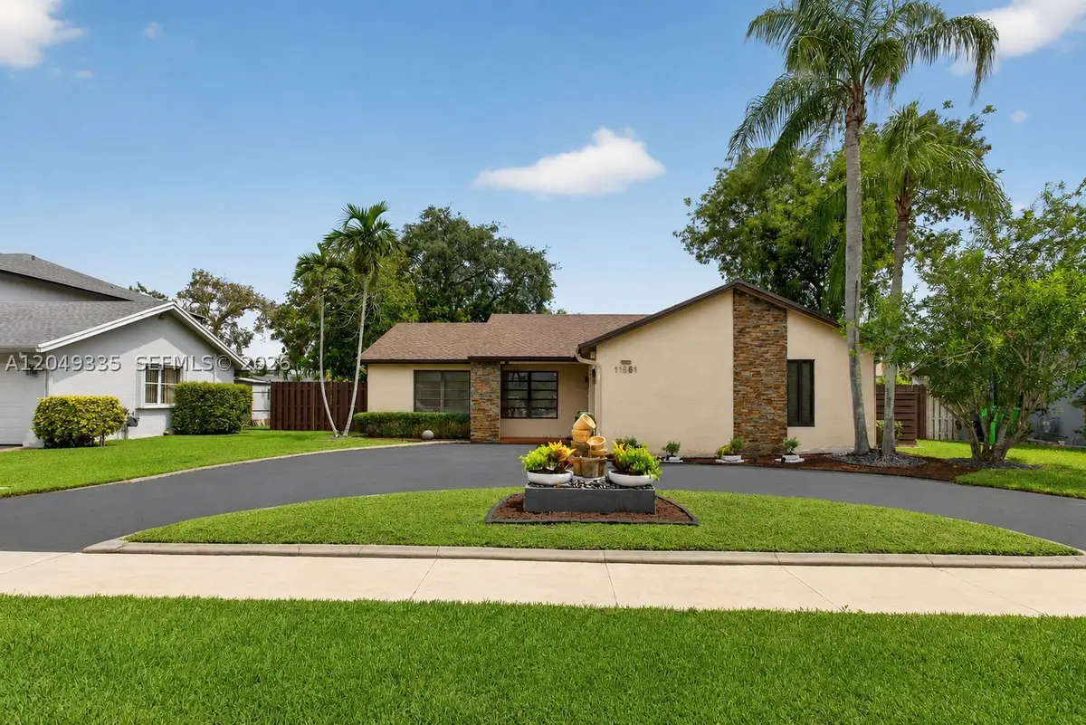 11861 NW 41st St, Sunrise, FL 33323 - #1