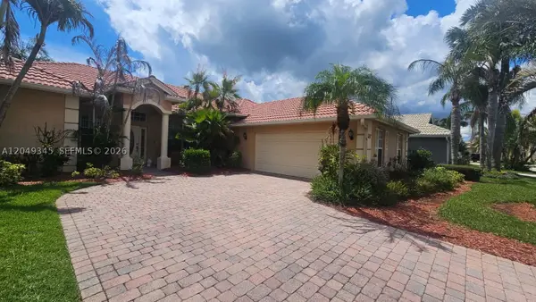 415 NW Dover Ct, Port St Lucie, FL 34983