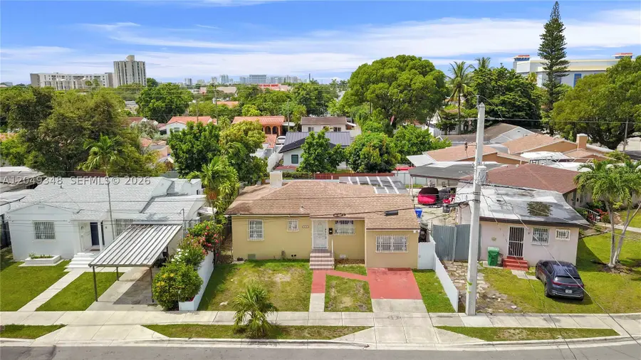 3080 SW 5th St, Miami, FL 33135 - #3