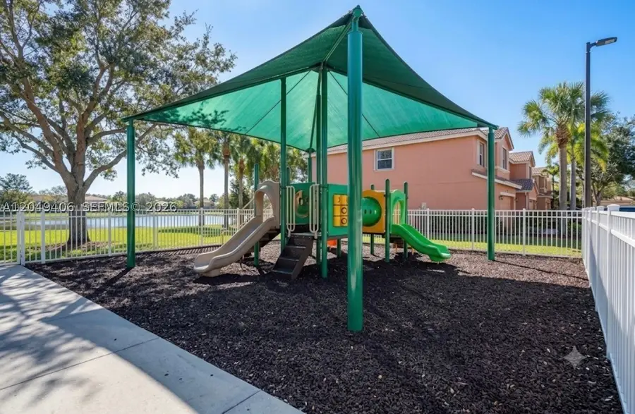 4070 NW 92nd Ave, Sunrise, FL 33351 - #3