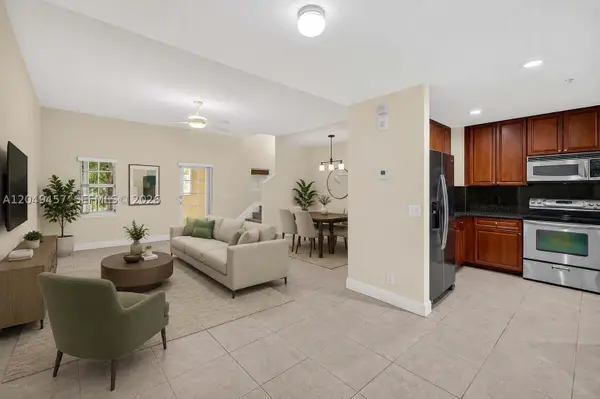 704 SW 1st Ave, Pompano Beach, FL 33060