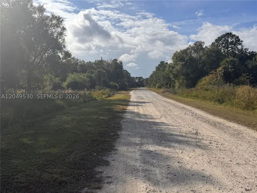 775 S Hacienda St, Clewiston, FL 33440 - #3