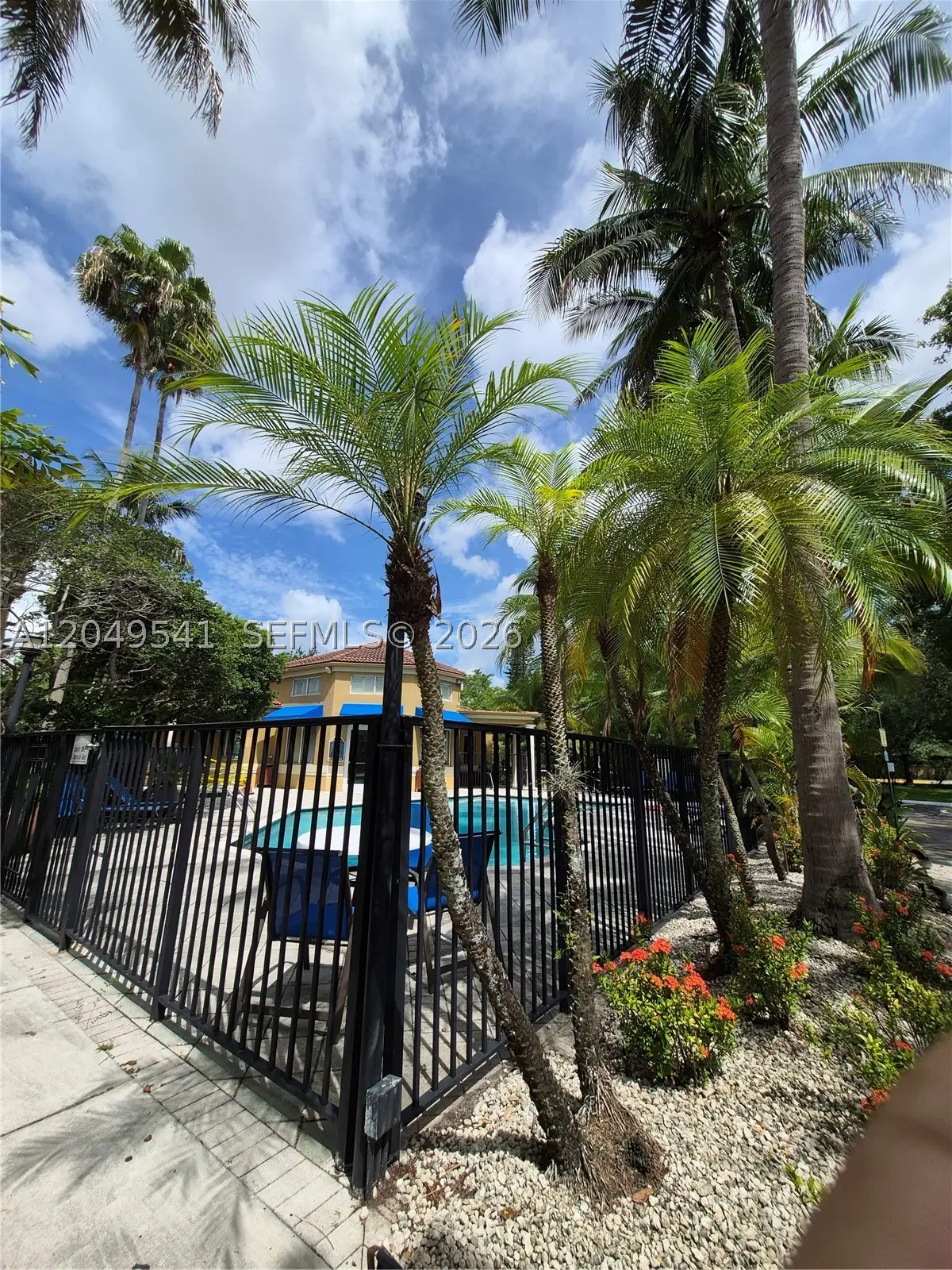 771 N Pine Island Rd #106, Plantation, FL 33324 - #1