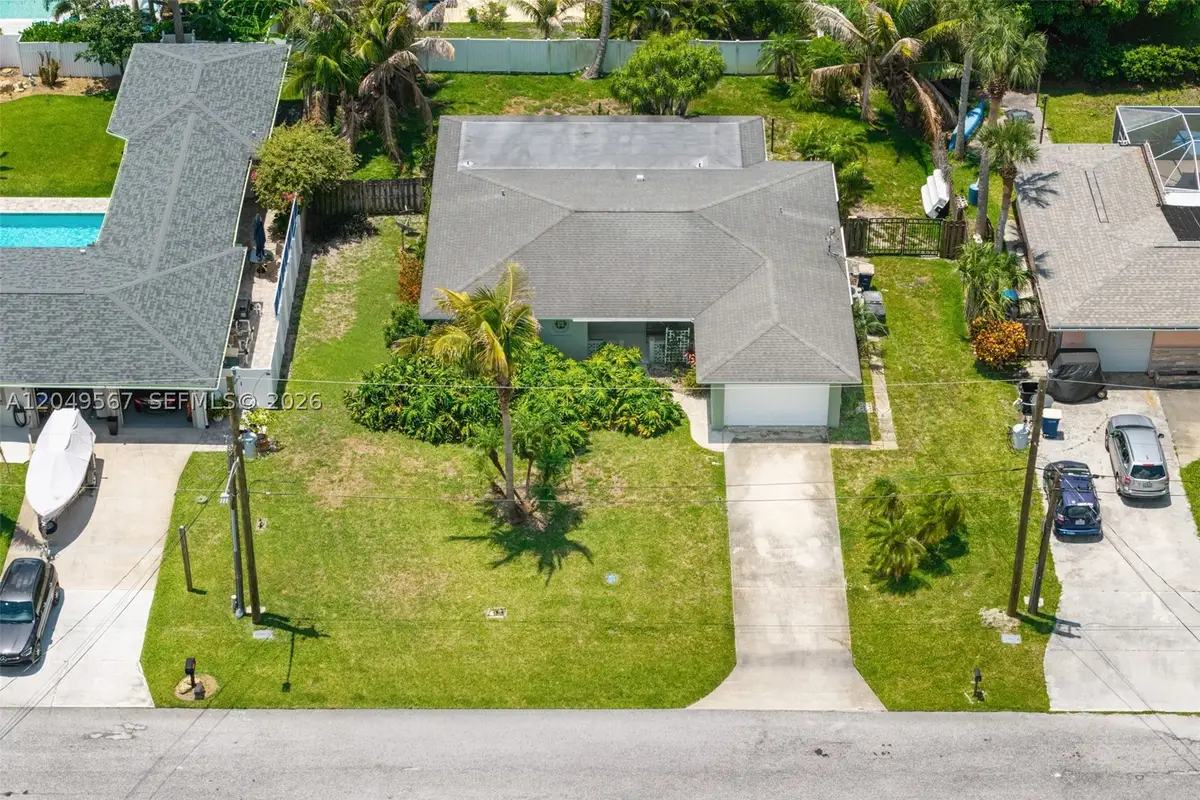 1915 Jacaranda Dr, Fort Pierce, FL 34949 - #1