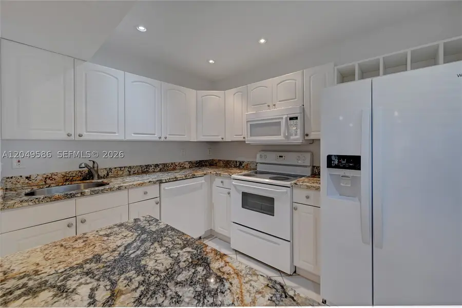 9858 NW 3rd St #9858, Plantation, FL 33324 - #3