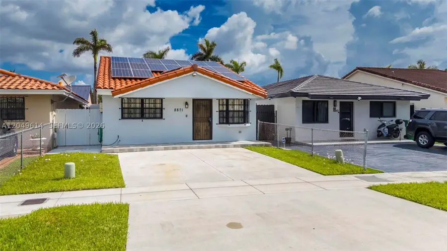 8871 NW 114th St, Hialeah Gardens, FL 33018 - #2