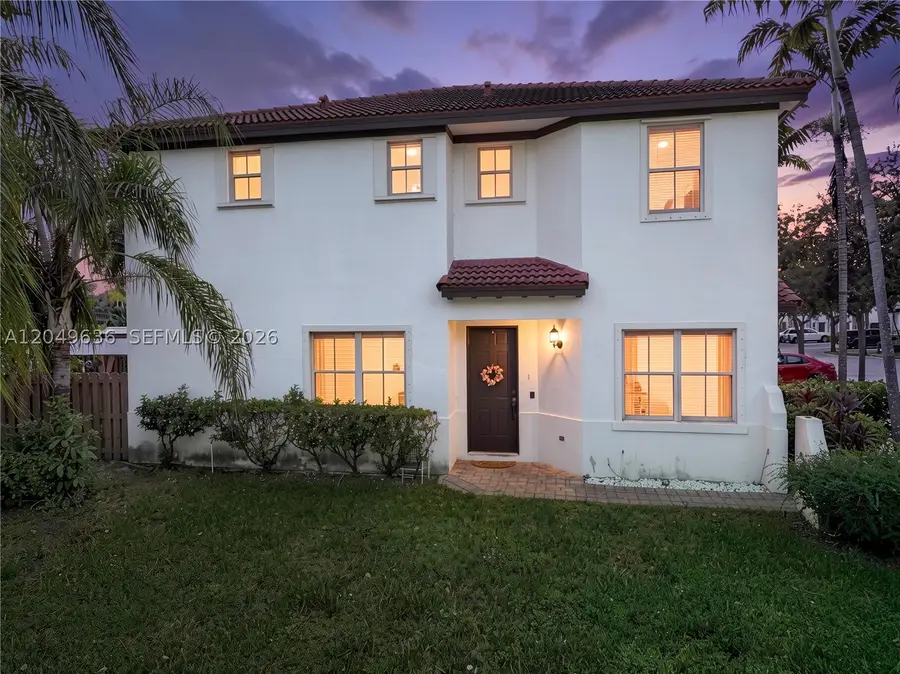 1073 NE 30th Ave, Homestead, FL 33033 - #2