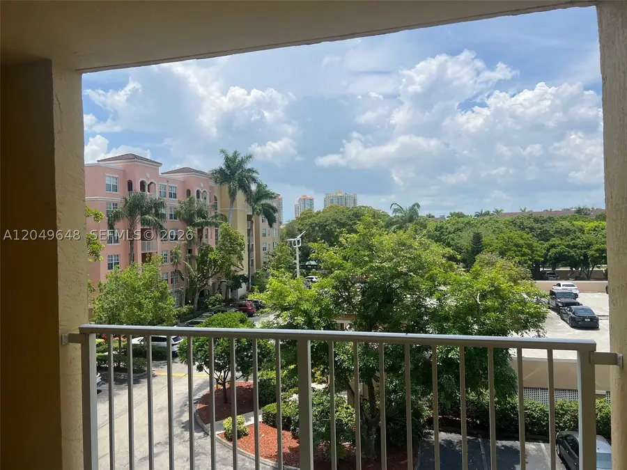 19601 E Country Club Dr #7405, Aventura, FL 33180 - #2