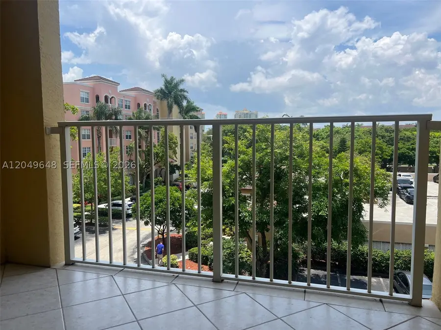 19601 E Country Club Dr #7405, Aventura, FL 33180 - #3
