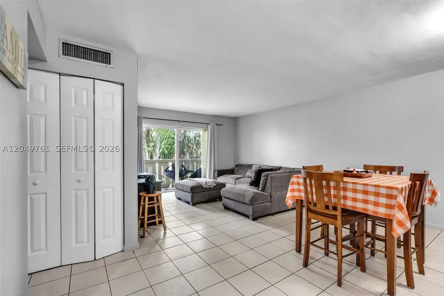 7400 Miami Lakes Dr #D205, Miami Lakes, FL 33014 - #3