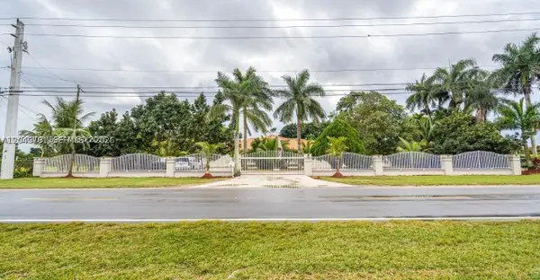 18390 SW 200th St, Miami, FL 33187