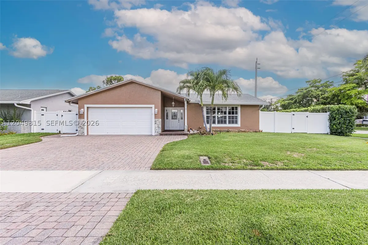 2403 SW 12th Ct, Deerfield Beach, FL 33442 - #1