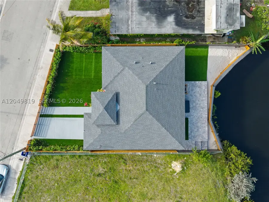 655 NW 24th Ave, Fort Lauderdale, FL 33311 - #3