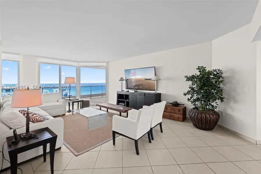 5025 Collins Ave #1707, Miami Beach, FL 33140 - #3