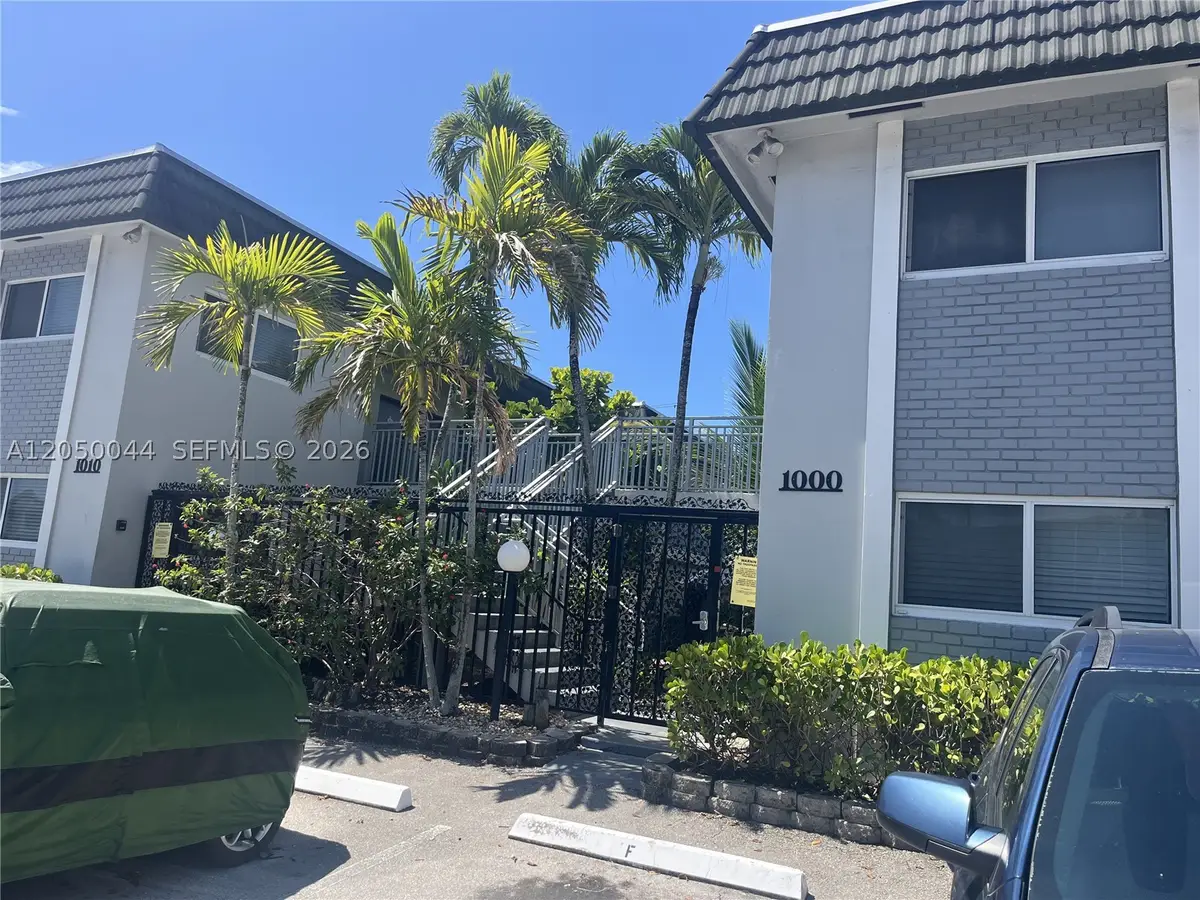 1000 SE 15th St #205, Fort Lauderdale, FL 33316 - #1