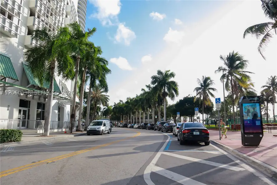1750 N Bayshore Dr #3411, Miami, FL 33132 - #3