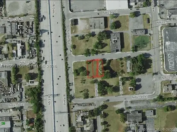 566 NW 22nd St, Miami, FL 33127