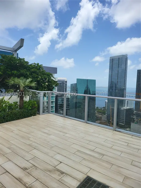 1100 S Miami Ave #3707, Miami, FL 33130