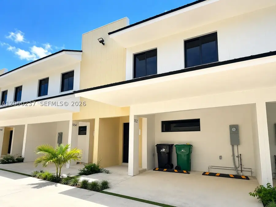 552 NW 7th St #6, Florida City, FL 33034 - #2