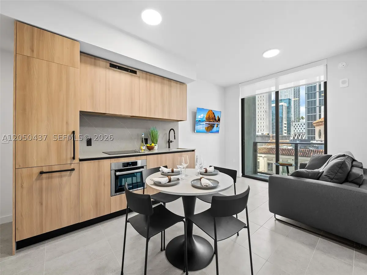 121 NE 5th St #3706, Miami, FL 33132 - #1