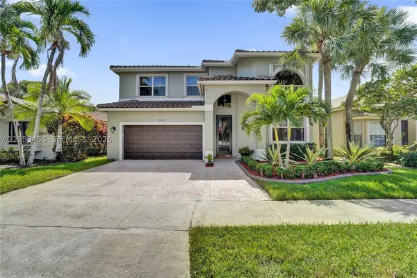 1267 NW 167th Ave, Pembroke Pines, FL 33028