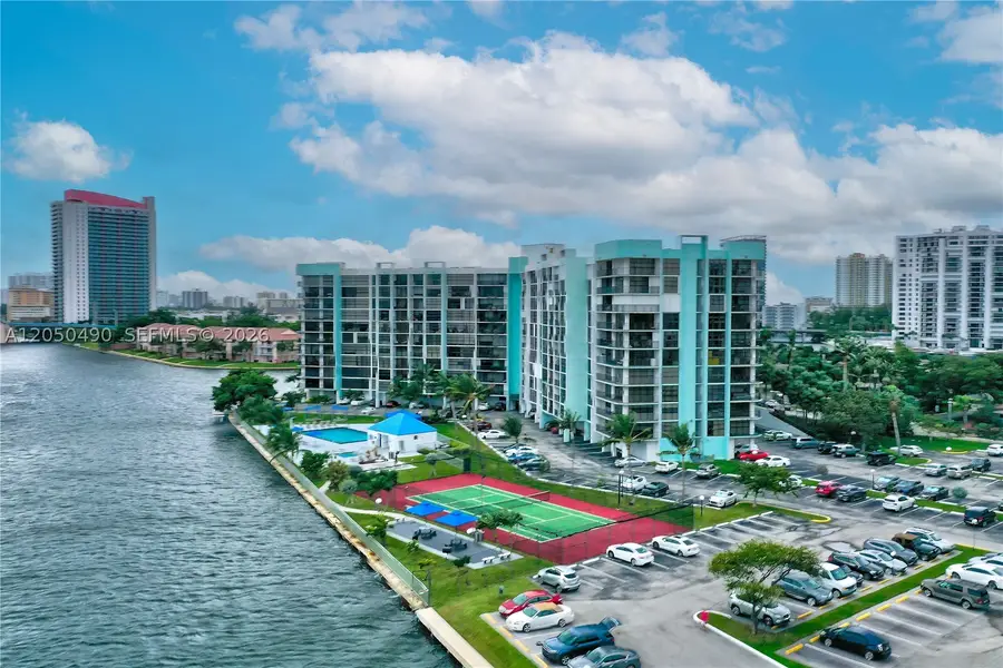 200 E Leslie Dr #722, Hallandale Beach, FL 33009 - #2