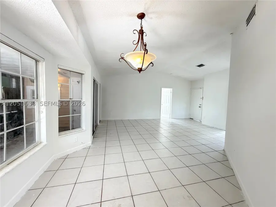 9850 W Heather Ln, Miramar, FL 33025 - #3