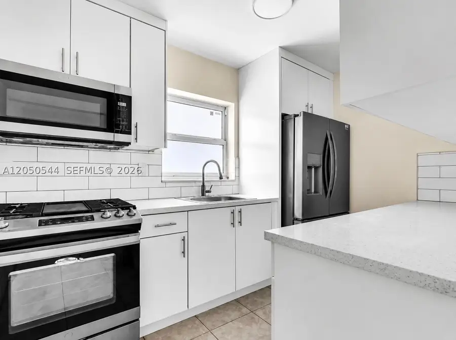 1245 W 24th St #219, Hialeah, FL 33010 - #2
