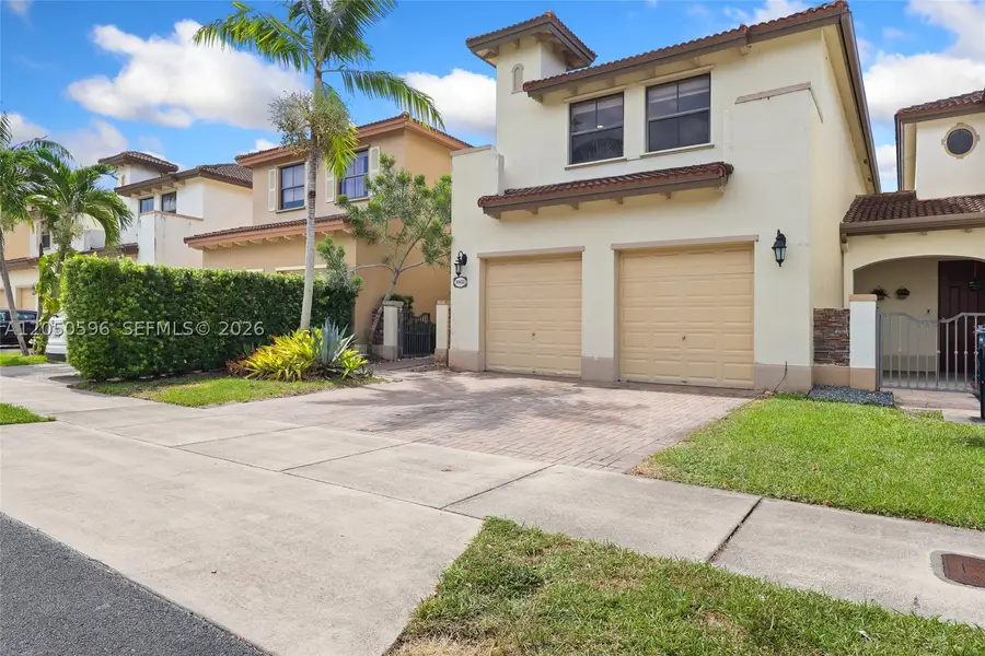 8932 SW 228th Ln, Cutler Bay, FL 33190 - #2
