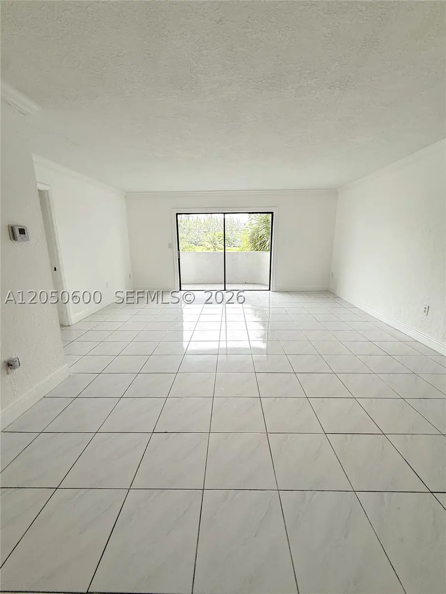 130 S Shore Dr #3C, Miami Beach, FL 33141 - #3