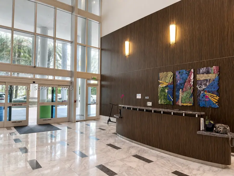 185 SW 7th St #3704, Miami, FL 33130 - #3