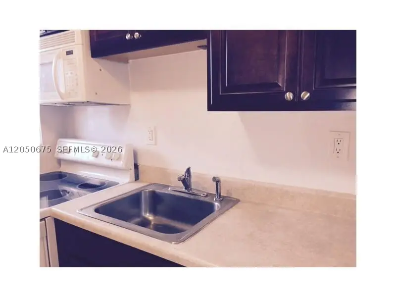 1430 NE 170th St #317, North Miami Beach, FL 33162 - #3
