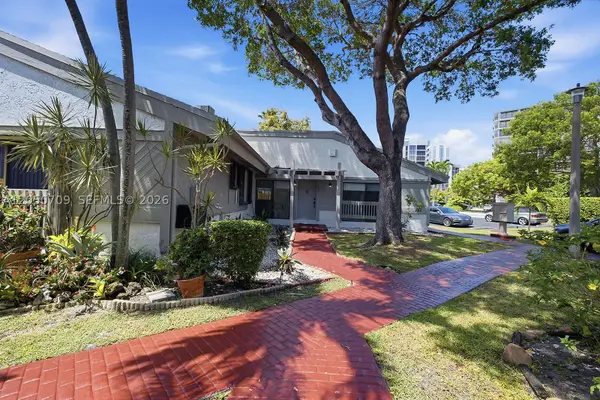 605 Leslie Dr, Hallandale Beach, FL 33009