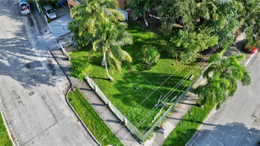280 NW 33rd St, Miami, FL 33127 - #2
