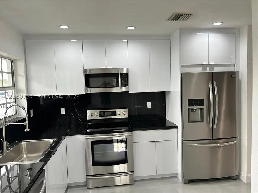 19522 NW 37th Ct, Miami Gardens, FL 33055 - #2